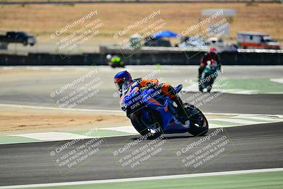 media/Sep-07-2025-TrackXperience (Sun) [[ee17e62fad]]/Level 2/Session 4 (Lower Chicane)/